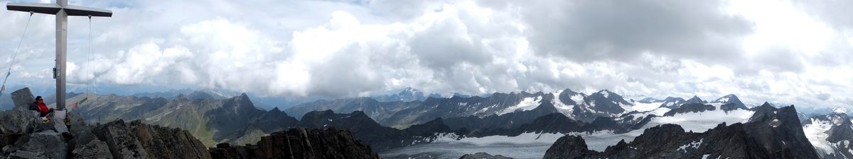 180° panorama from the Lisener Fernerkogel (3298m), Stubai Alps, Austria