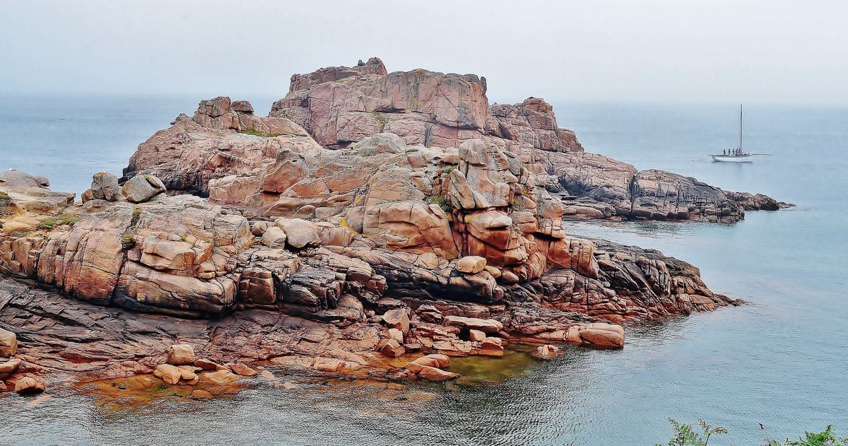 Cote du roche rouge, Bretagne, France