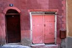 Jolie porte prise a Briançon en octobre 2011