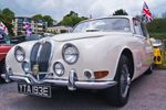 Old s type Jag in a HRD shot
