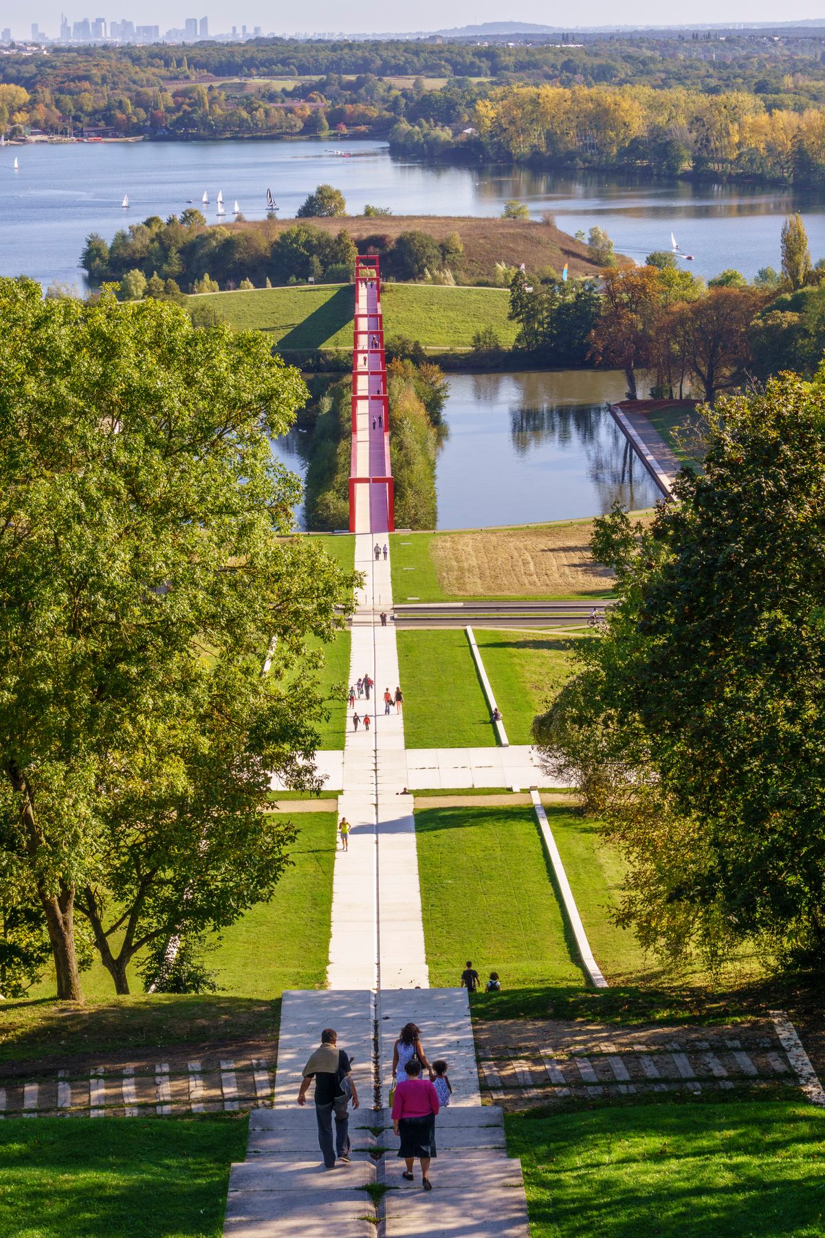 La passerelle de l’axe Majeur (95 Cergy)